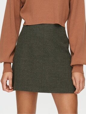 Aritzia Wilfred Olive Green Mini Skirt – Size 8 | A-Line | Lined